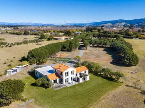 16 Hinepango Drive, Rarangi