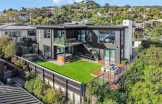 5 Howard Road, Eastbourne
