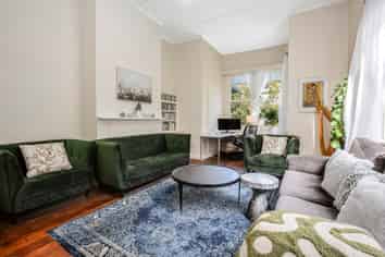 74 Sar Street, Wadestown