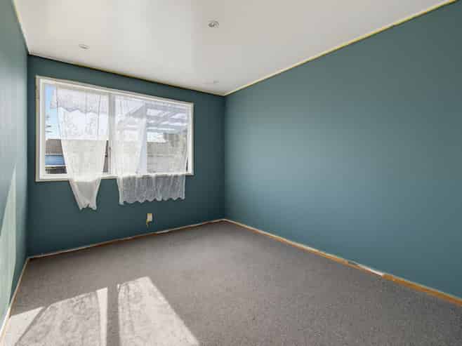 374 Roscommon Road, Clendon Park