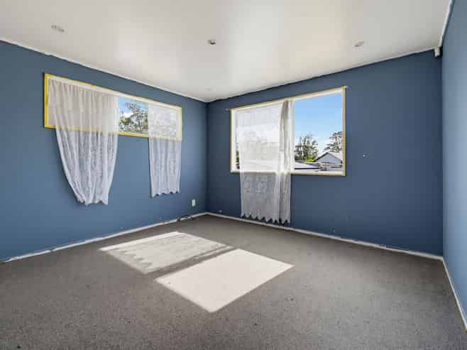374 Roscommon Road, Clendon Park