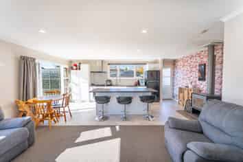 17 Coonoor Road, Watlington