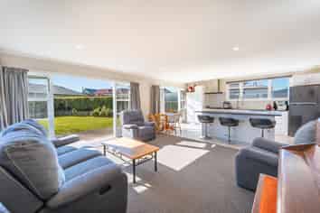 17 Coonoor Road, Watlington