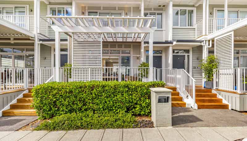130 Landmark Terrace, Orewa
