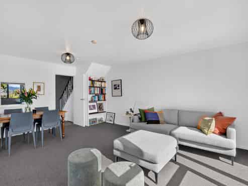 6/5 Jasper Way, Washington Valley