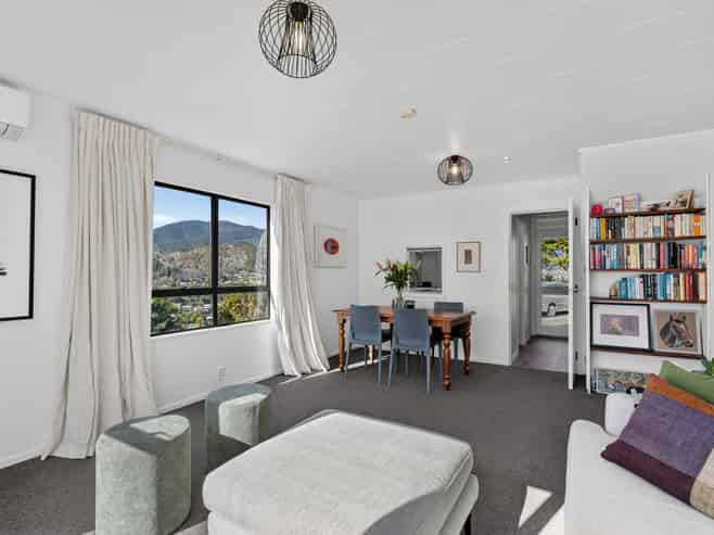 6/5 Jasper Way, Washington Valley