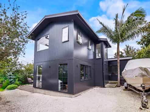 139 Vipond Road, Stanmore Bay