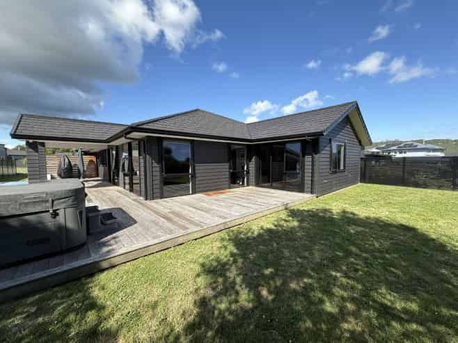 39 Okaia Drive, Kinloch
