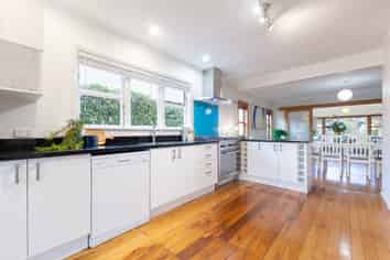 107 Alexander Road, Raumati Beach