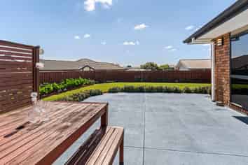 5D James Drive, Bell Block