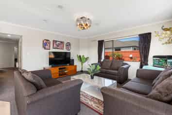 5D James Drive, Bell Block