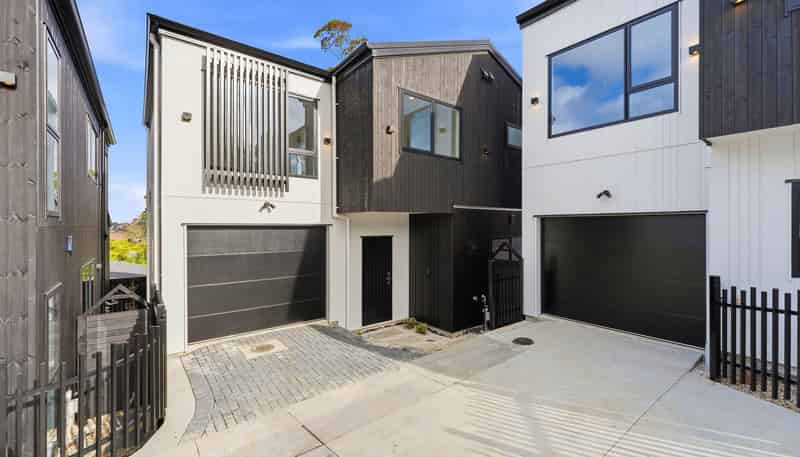 17B Cypress Place, Sunnynook