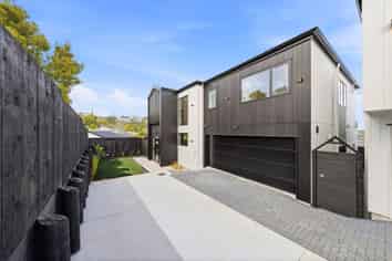 17E Cypress Place, Sunnynook