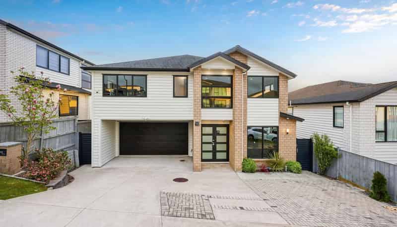 10 Tannaghmore Drive, Flat Bush