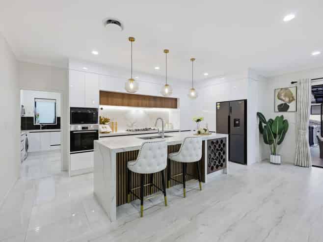 10 Tannaghmore Drive, Flat Bush