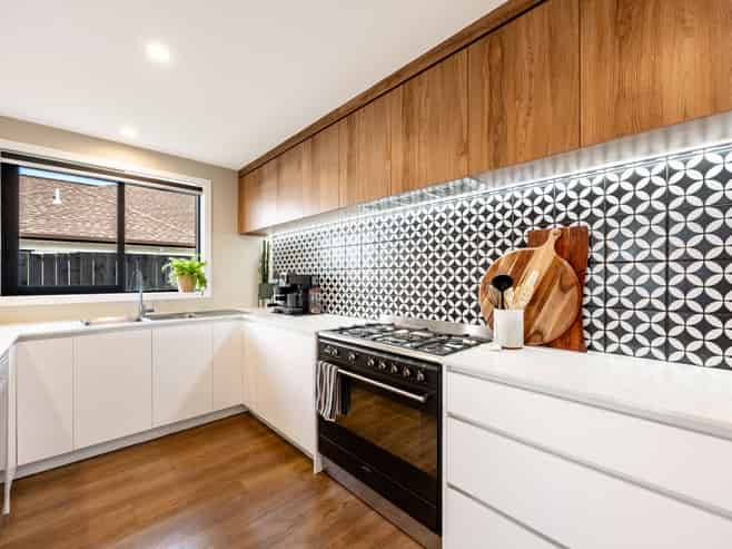 32 Siren Street, Milldale