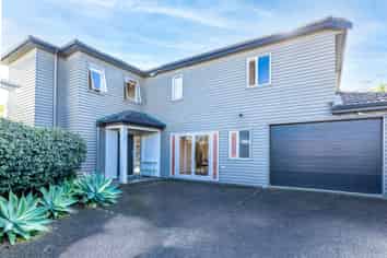 4A Pembroke Crescent, Glendowie