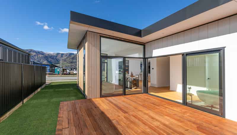 7 Barton Street, Lake Hawea