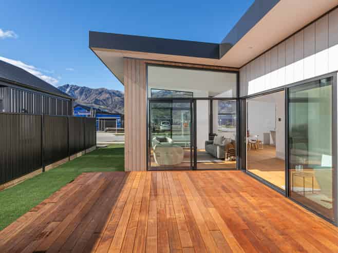 7 Barton Street, Lake Hawea