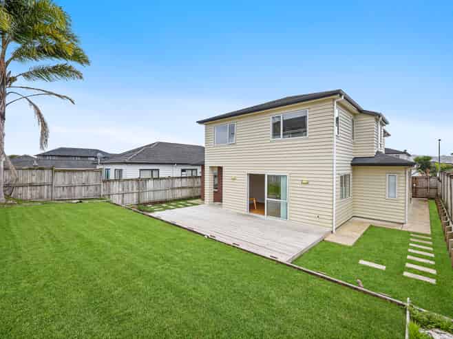 33 Clady Drive, Flat Bush