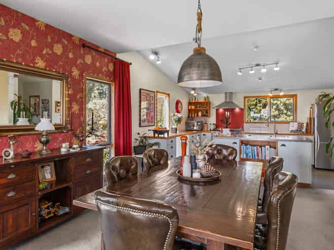 211 Smart Road, Hillsborough