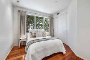 1A / 7 The Promenade, Takapuna