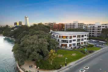1A / 7 The Promenade, Takapuna