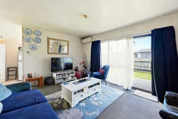 20A Grayson Avenue, Mangakakahi