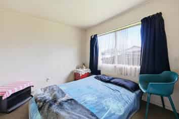 20A Grayson Avenue, Mangakakahi