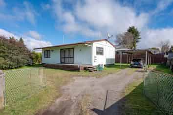 20A Grayson Avenue, Mangakakahi