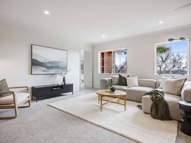 54 Leafield Crescent, Henderson
