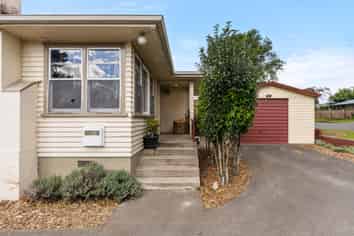 227 Stout Street, Mangapapa