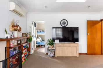 227 Stout Street, Mangapapa