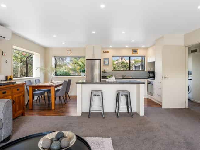 586 Brighton Road, Westwood