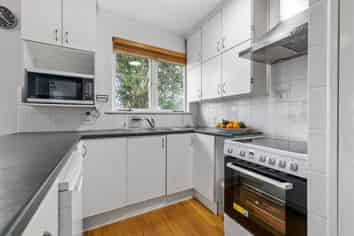 164 Archers Road, Glenfield
