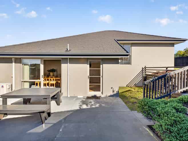 43 Puhara Avenue, Parklands