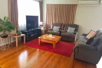 77 Sunnynook Road, Forrest Hill