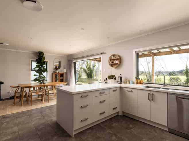 15 Puriri Valley Road, Puriri
