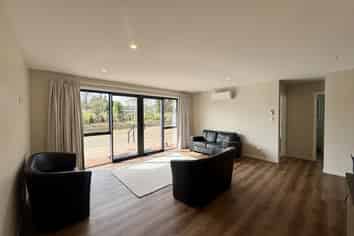 3/141 McPadden Road, Westport