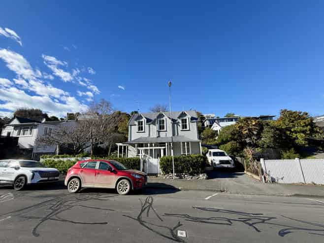 31 Coote Road, Napier Hill