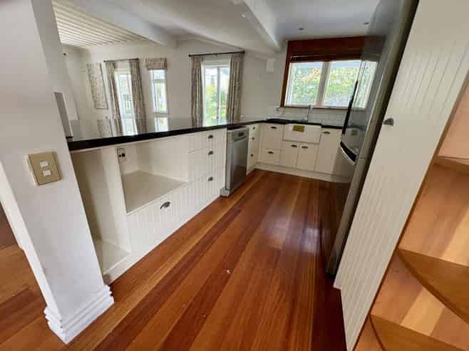 31 Coote Road, Napier Hill