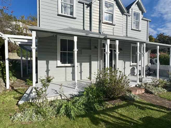 31 Coote Road, Napier Hill