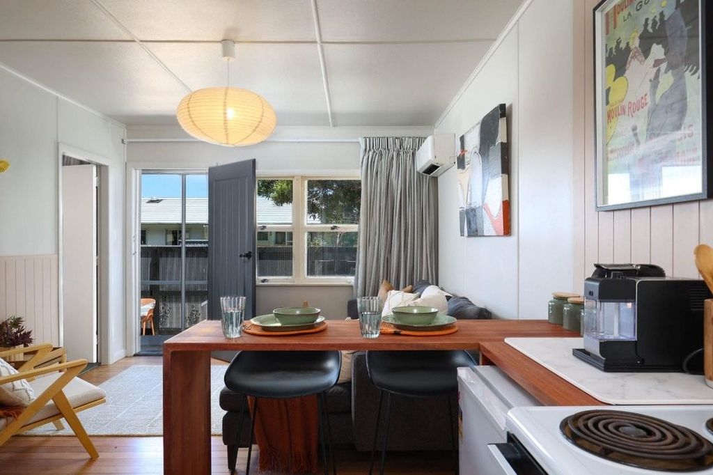 5/106 Nile Street 3