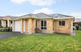 21 Sovereign Isle Lane, Rototuna