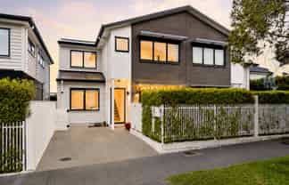 15 Wakatipu Street, Point Chevalier