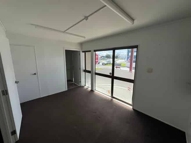 High Profile Trade Retail & Warehouse