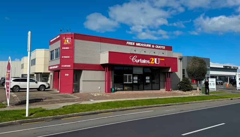 213 John F Kennedy Drive, Milson
