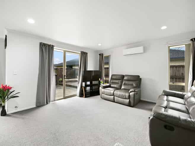 221 Old Farm Road, Hamilton East