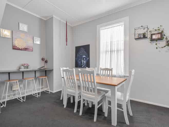 35 Kings Avenue, Gonville