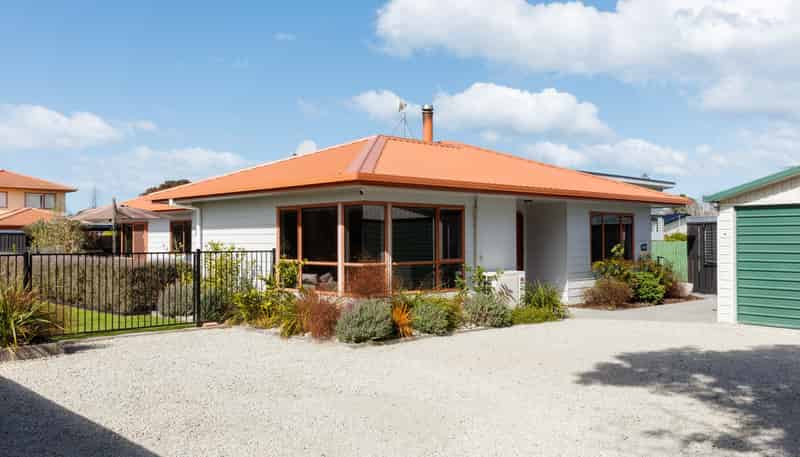 346 Nelson Road, Riverdale